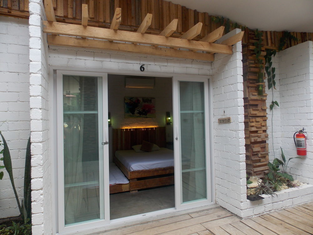 Serviced Apartments By Eco Hotel Bohol Панглао Екстериор снимка