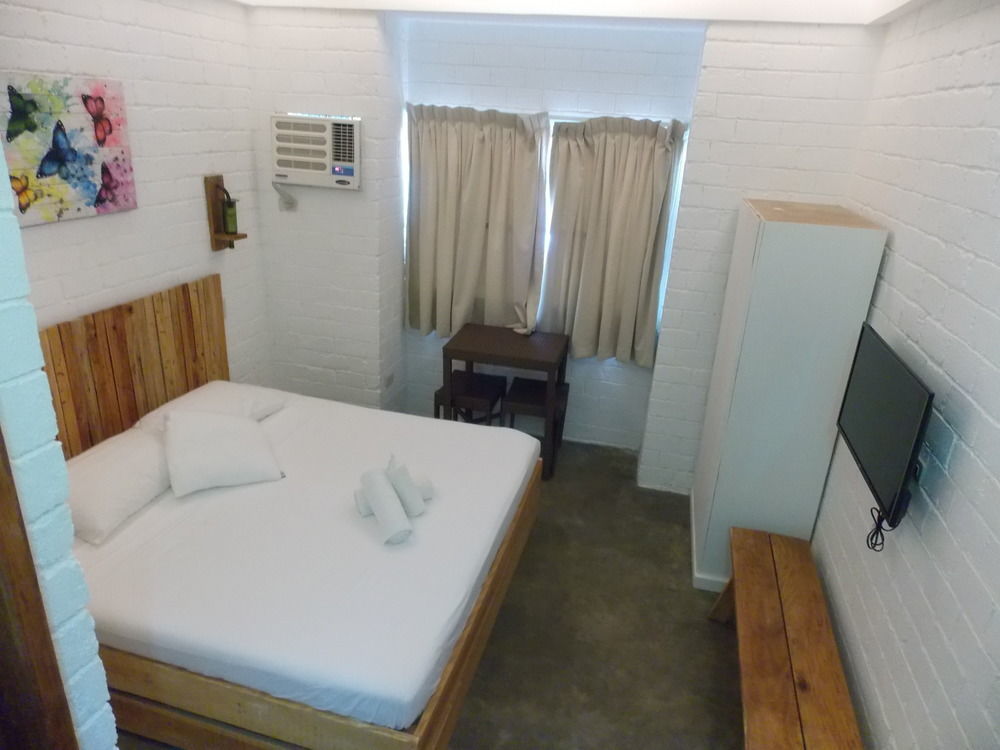 Serviced Apartments By Eco Hotel Bohol Панглао Екстериор снимка