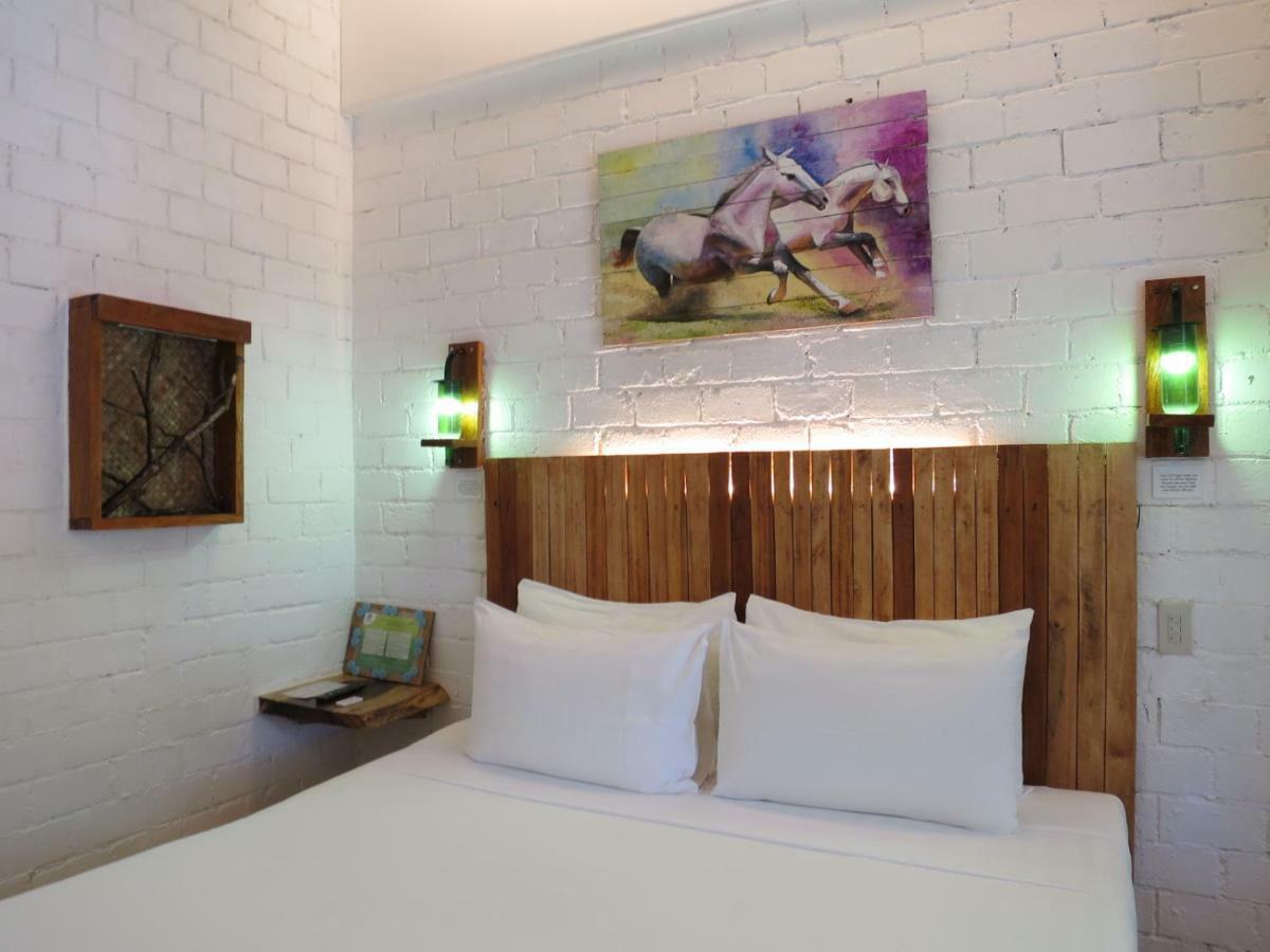 Serviced Apartments By Eco Hotel Bohol Панглао Екстериор снимка